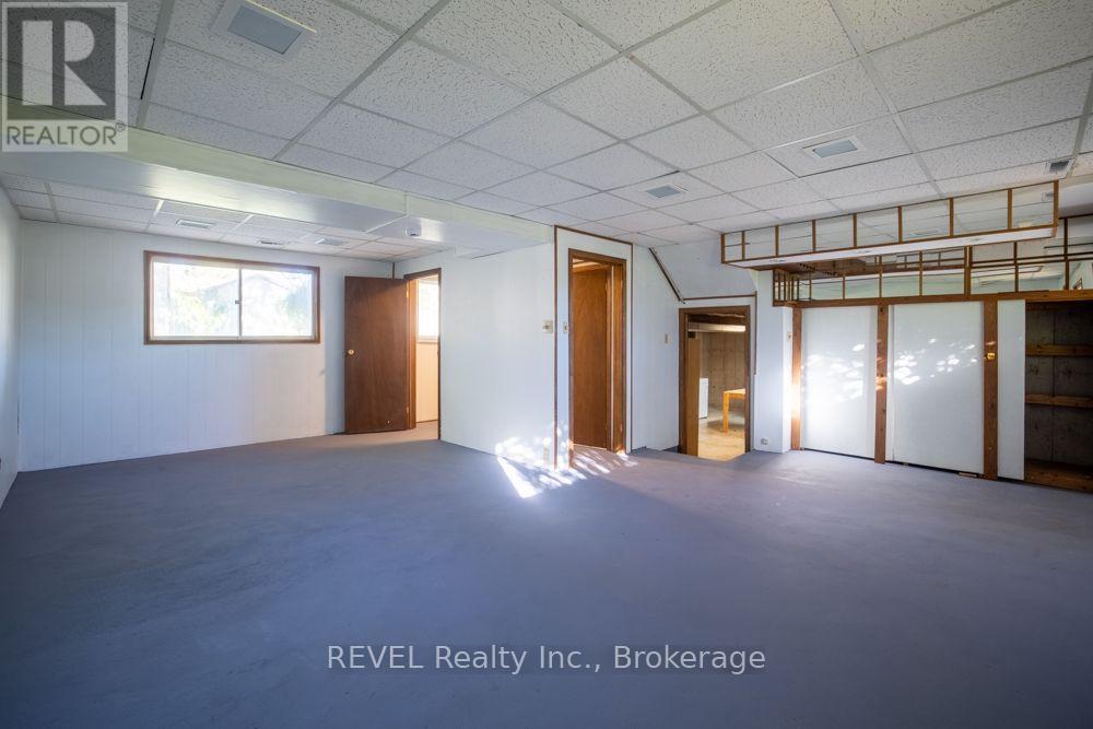 783 Daytona Drive Property Photo 22