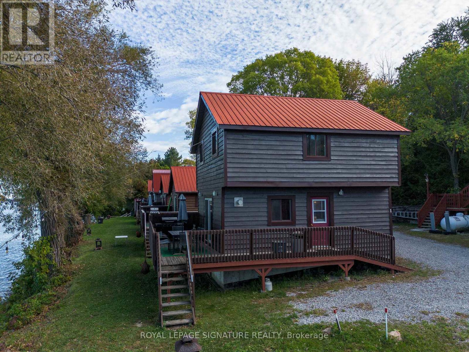 340 - 5428 Young Street Property Photo 10