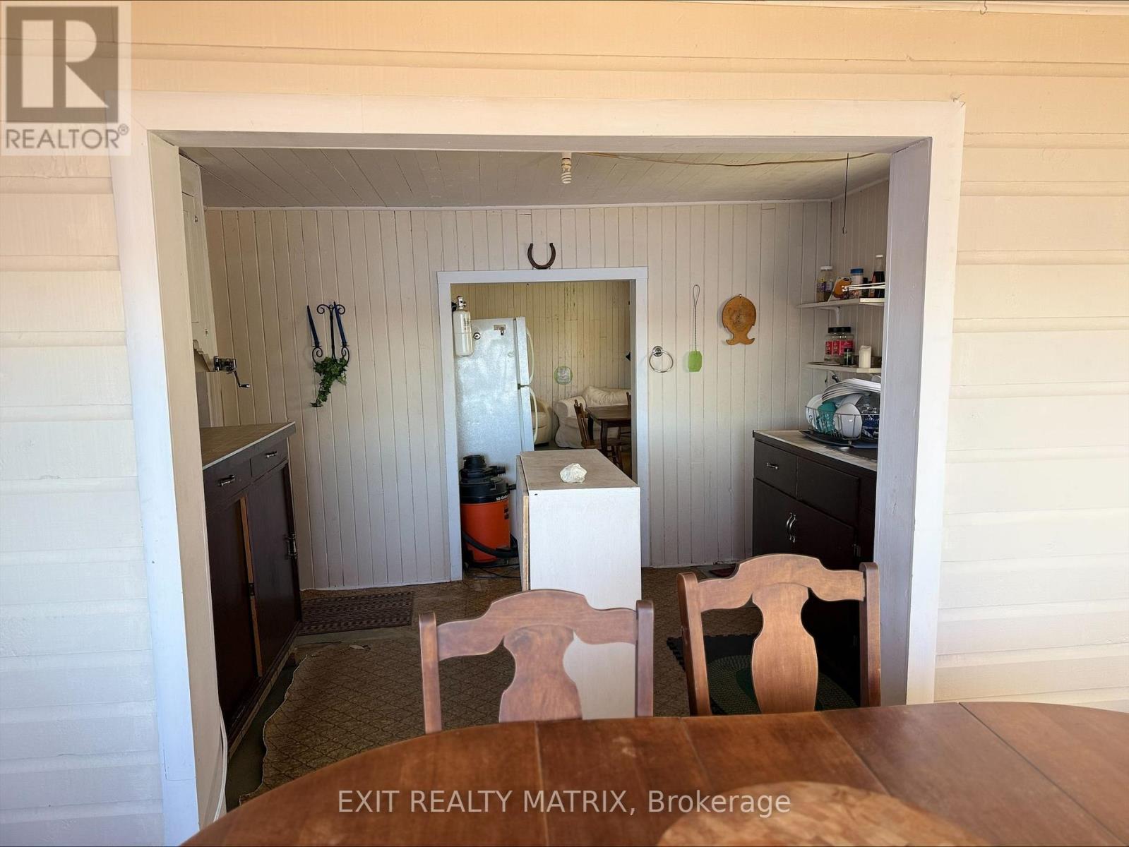 768 Forest Park Road Property Photo 7