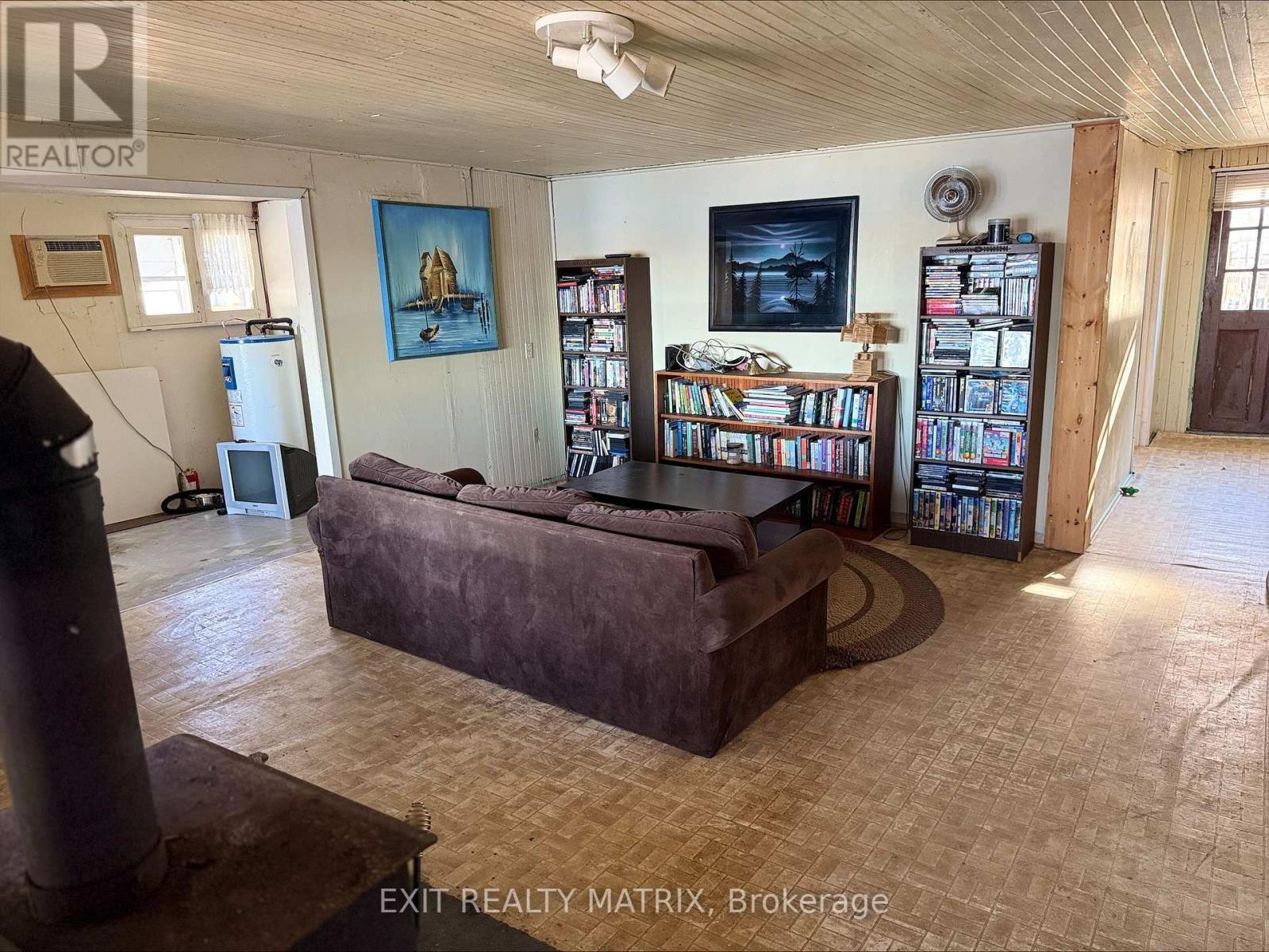 768 Forest Park Road Property Photo 9