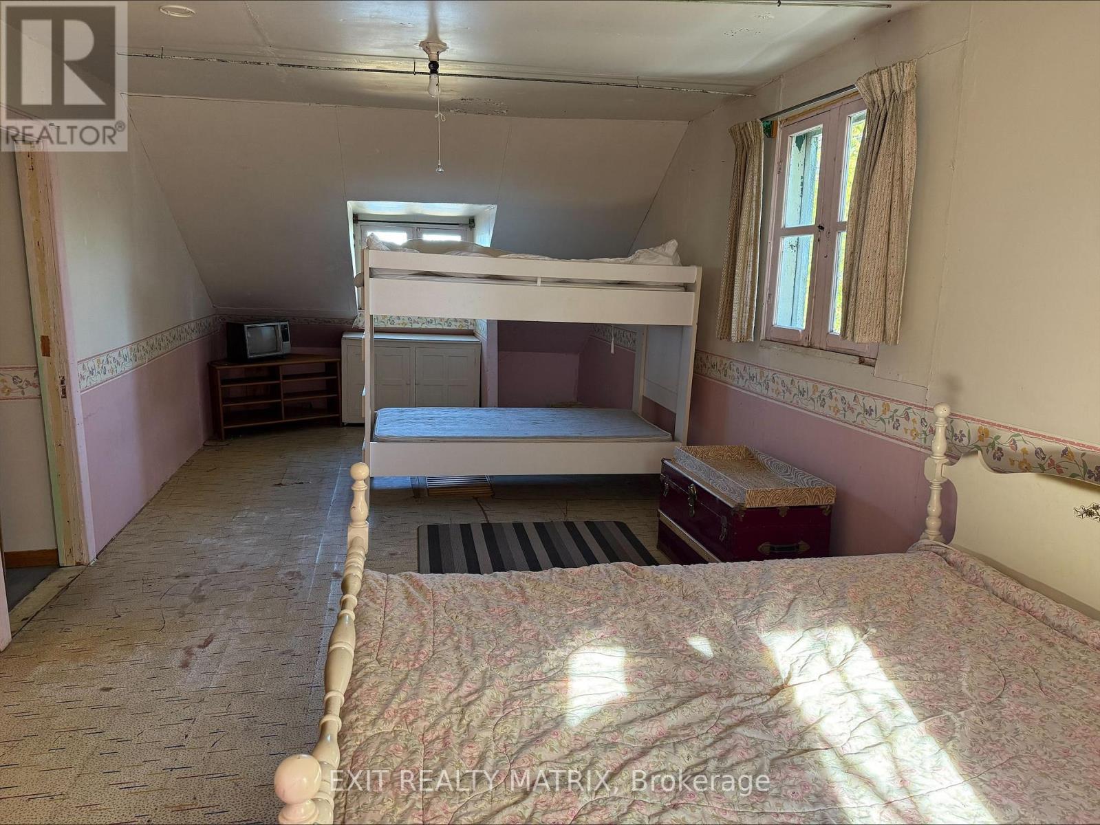 768 Forest Park Road Property Photo 12