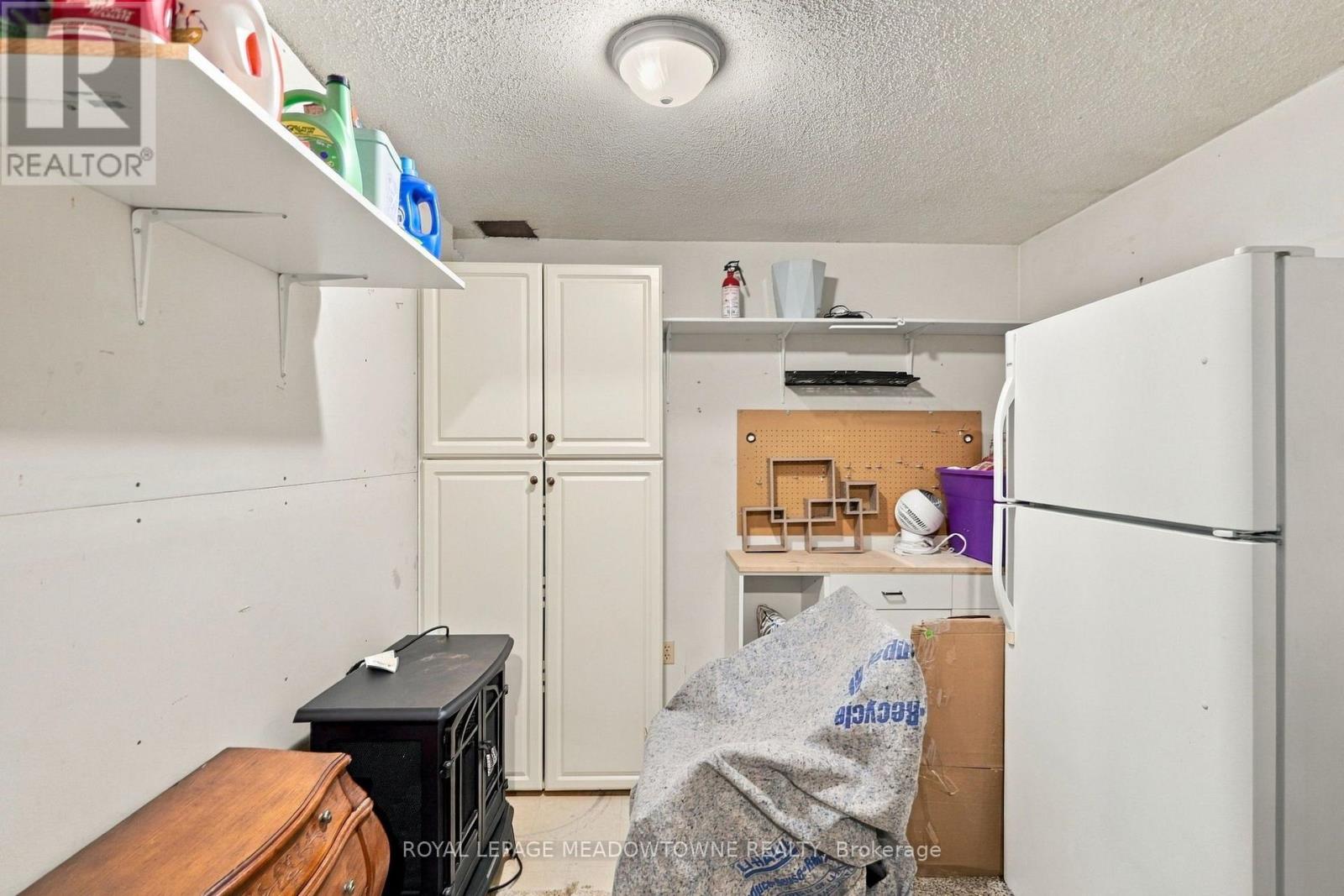 36 - 1115 Nellis Street Property Photo 33