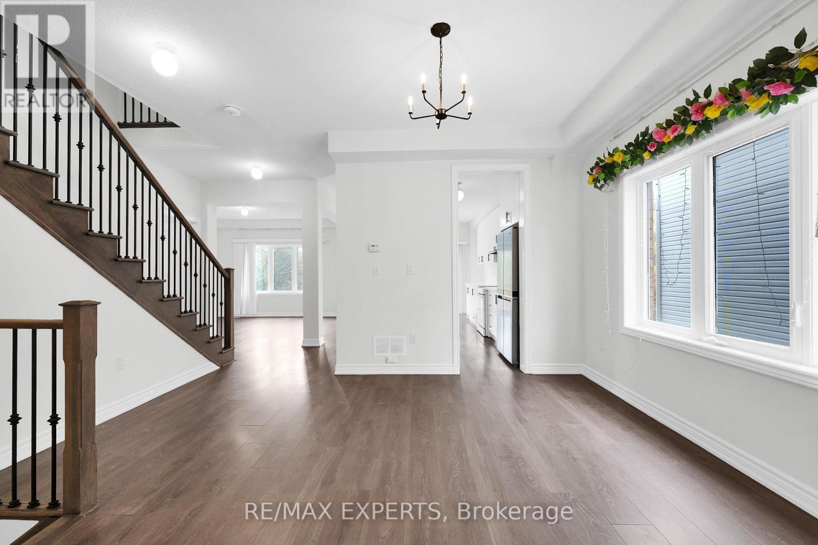 157 Tumblewood Place Property Photo 3