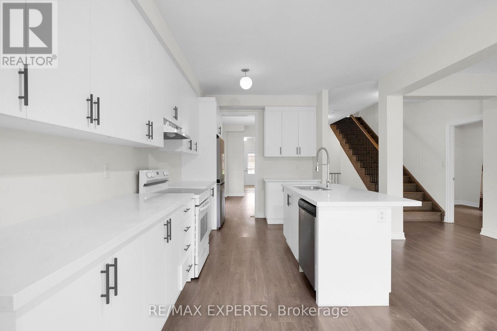 157 Tumblewood Place Property Photo 6
