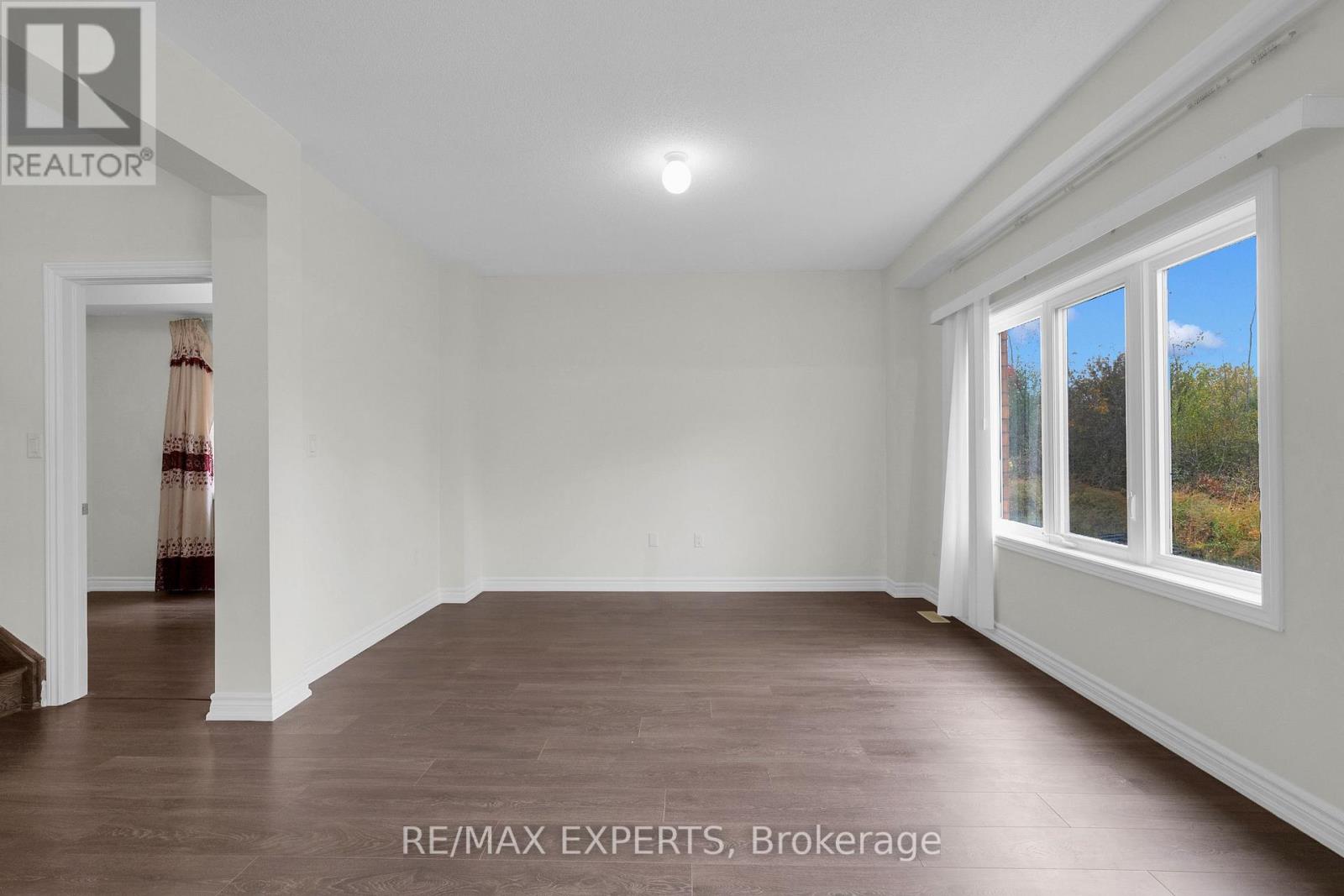 157 Tumblewood Place Property Photo 9