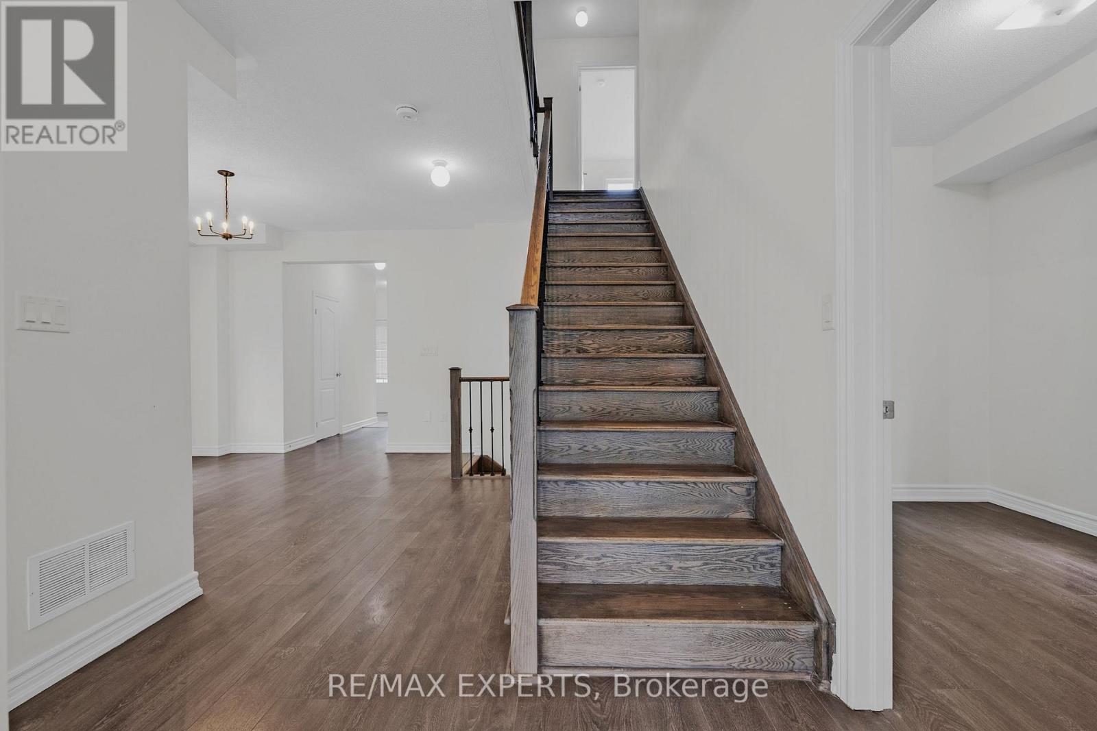 157 Tumblewood Place Property Photo 11