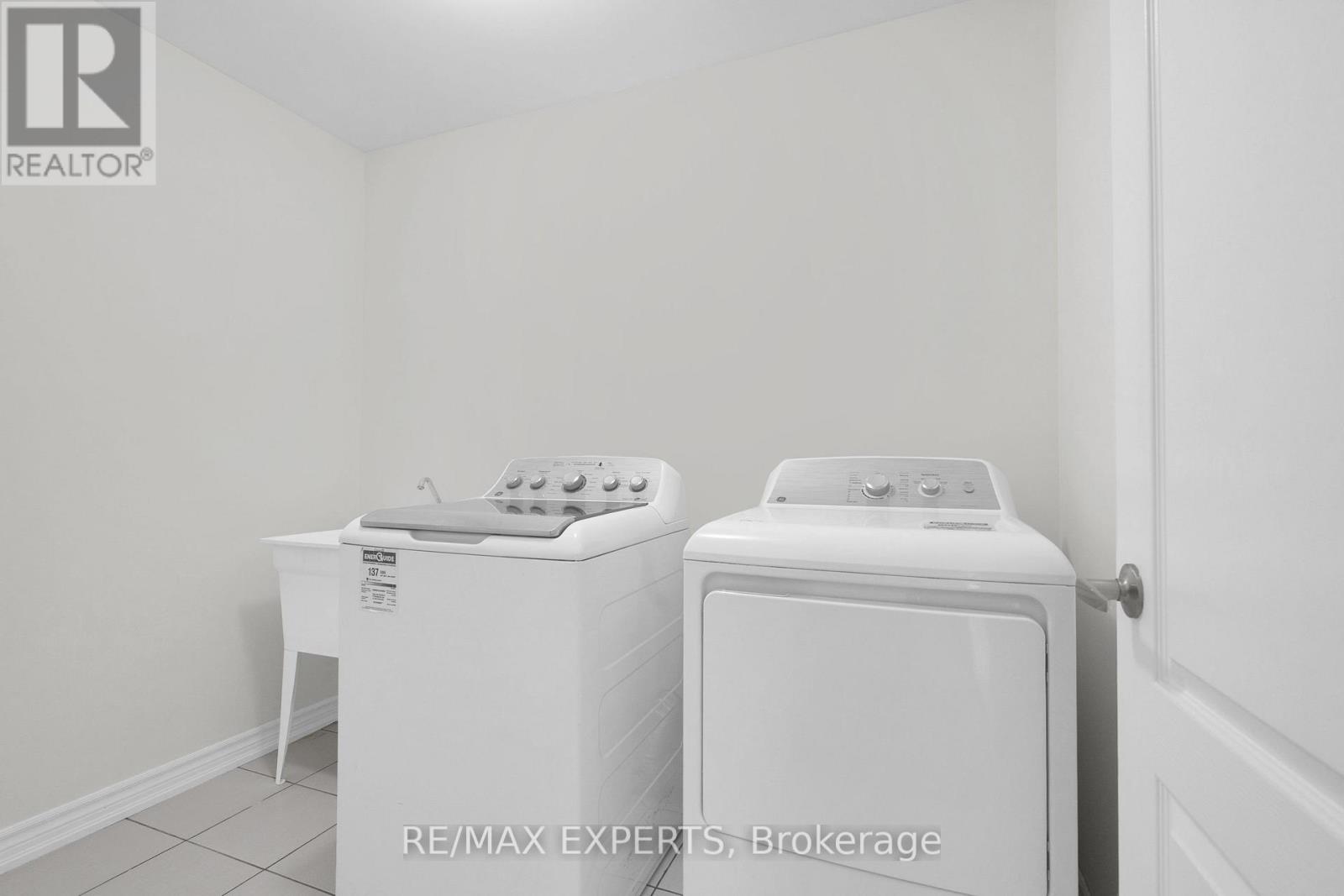 157 Tumblewood Place Property Photo 29