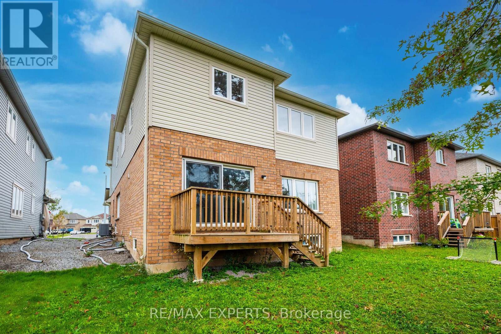 157 Tumblewood Place Property Photo 34