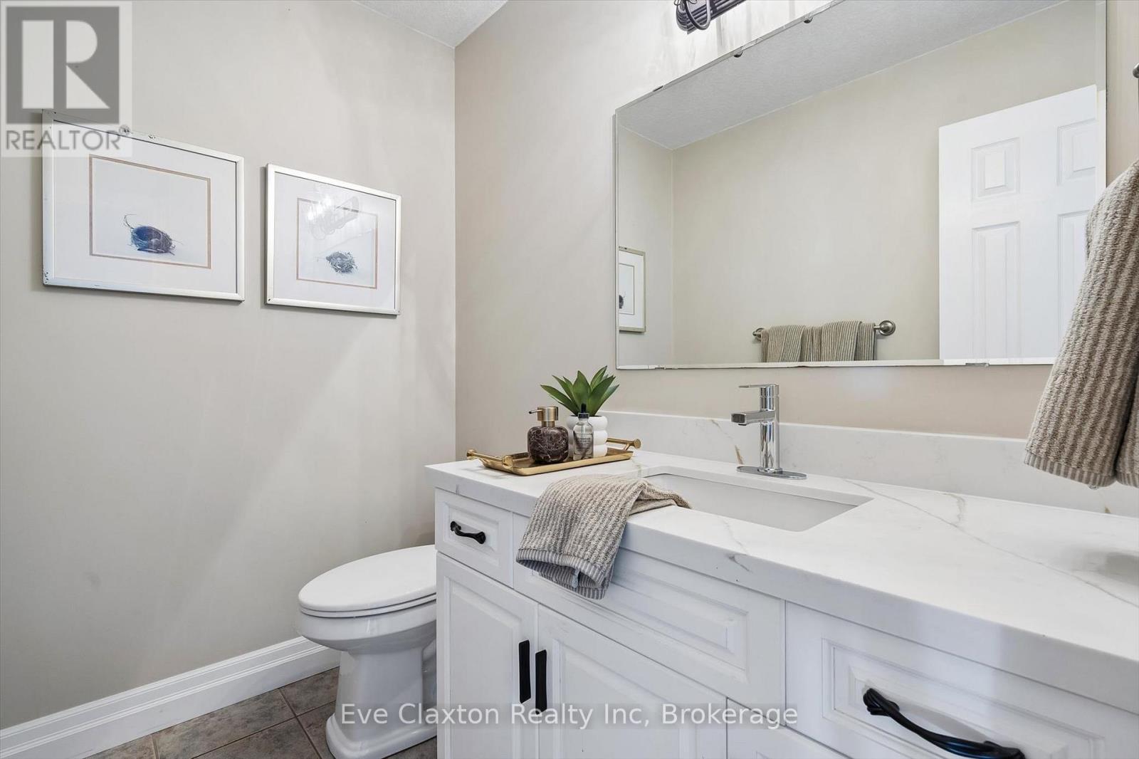 25 Amalia Crescent Property Photo 23