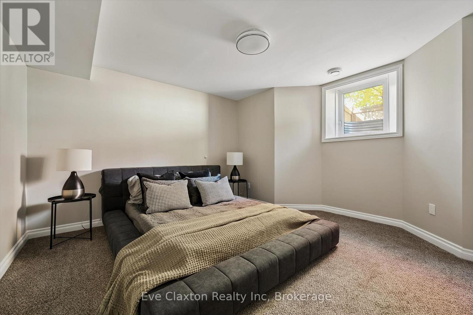 25 Amalia Crescent Property Photo 34