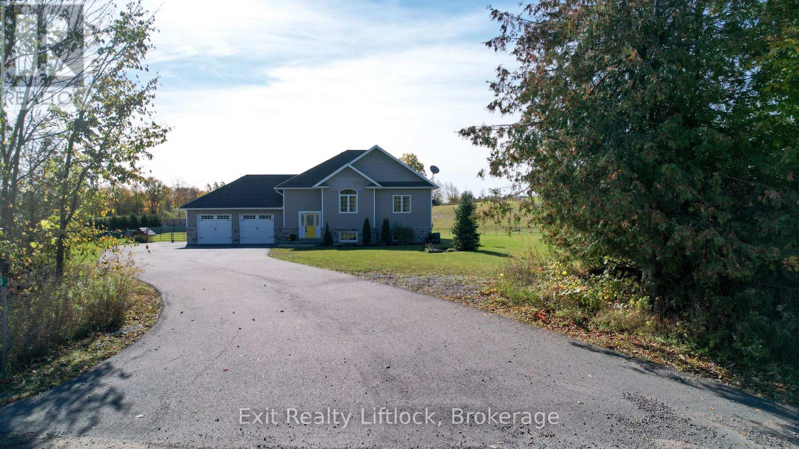 1479 Webster Road Property Photo 2