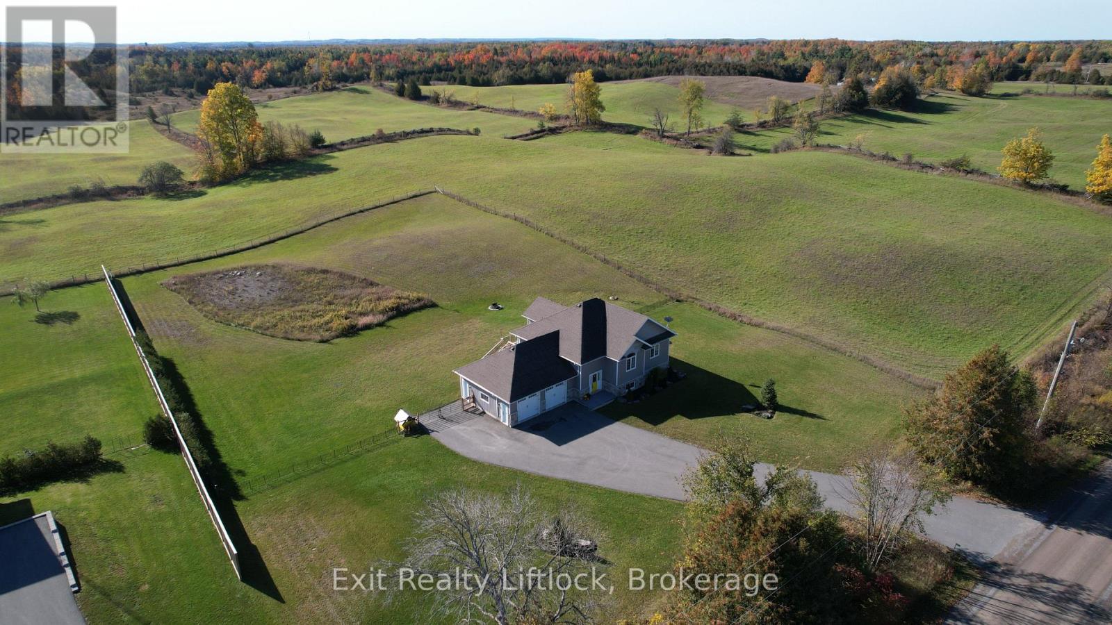 1479 Webster Road Property Photo 3