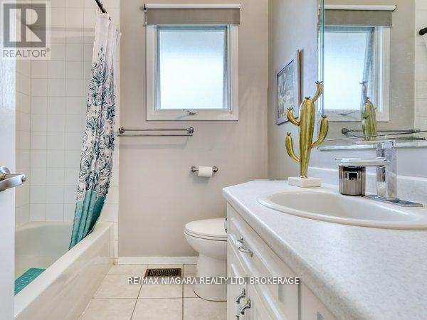 80 Pearce Avenue Property Photo 14