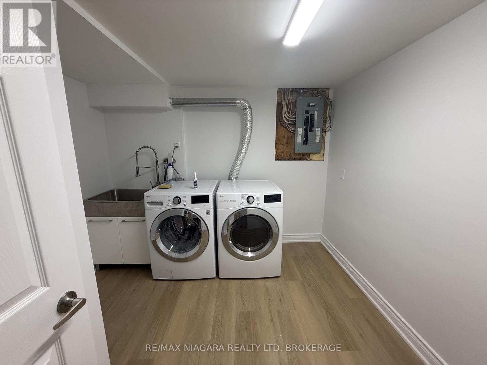 80 Pearce Avenue Property Photo 16