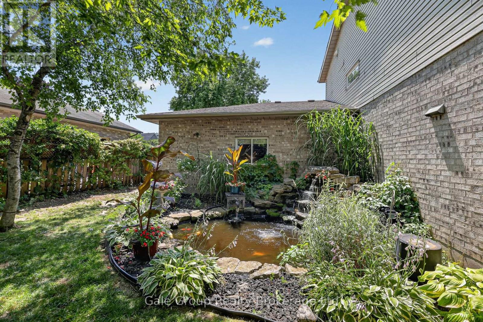 20 Daniel Street Property Photo 30