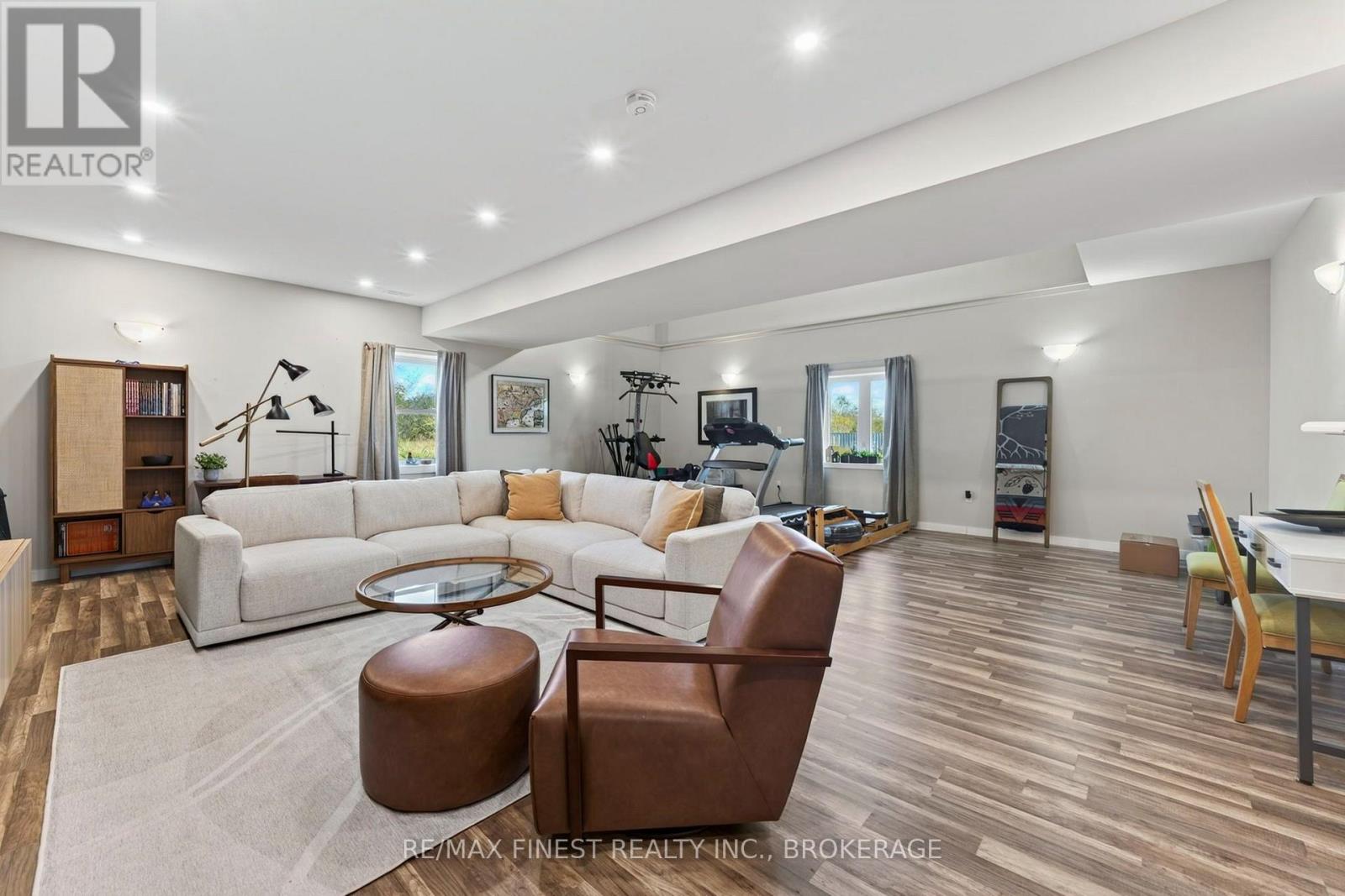 4084 Florida Road Property Photo 14