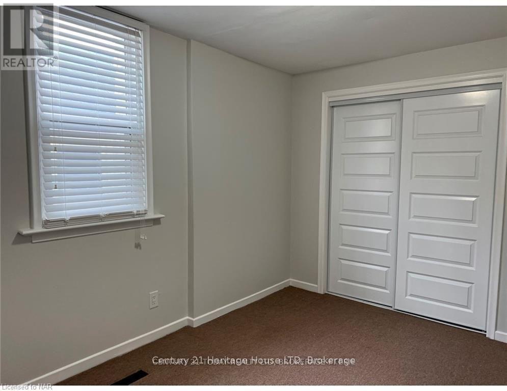 Lower - 61 Phipps Street Property Photo 9
