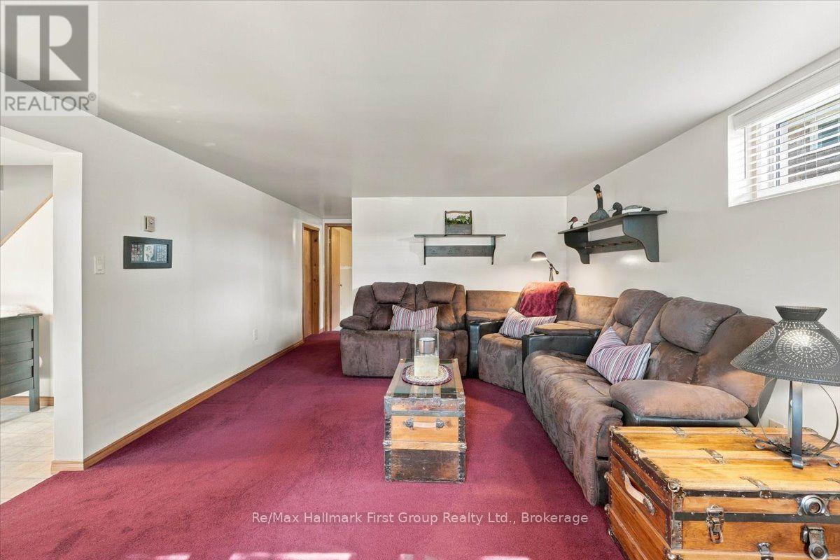 192 St. Lawrence Street W Property Photo 17
