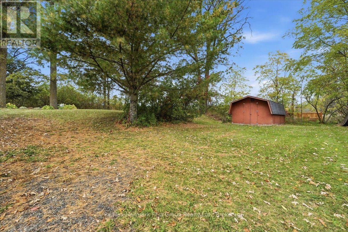 192 St. Lawrence Street W Property Photo 23