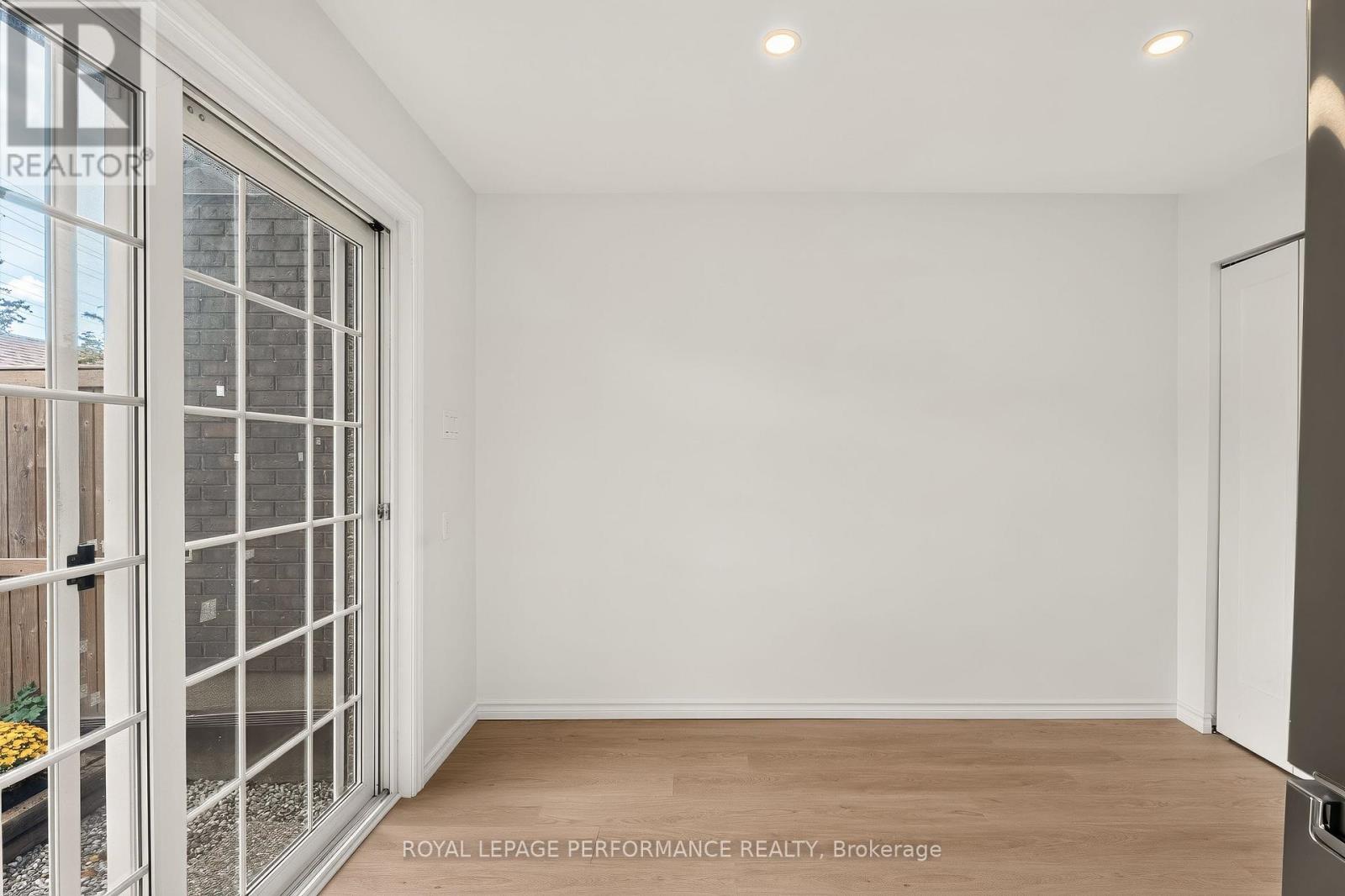 85 - 2111 Montreal Road Property Photo 16