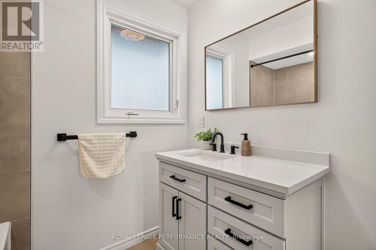 85 - 2111 Montreal Road Property Photo 29