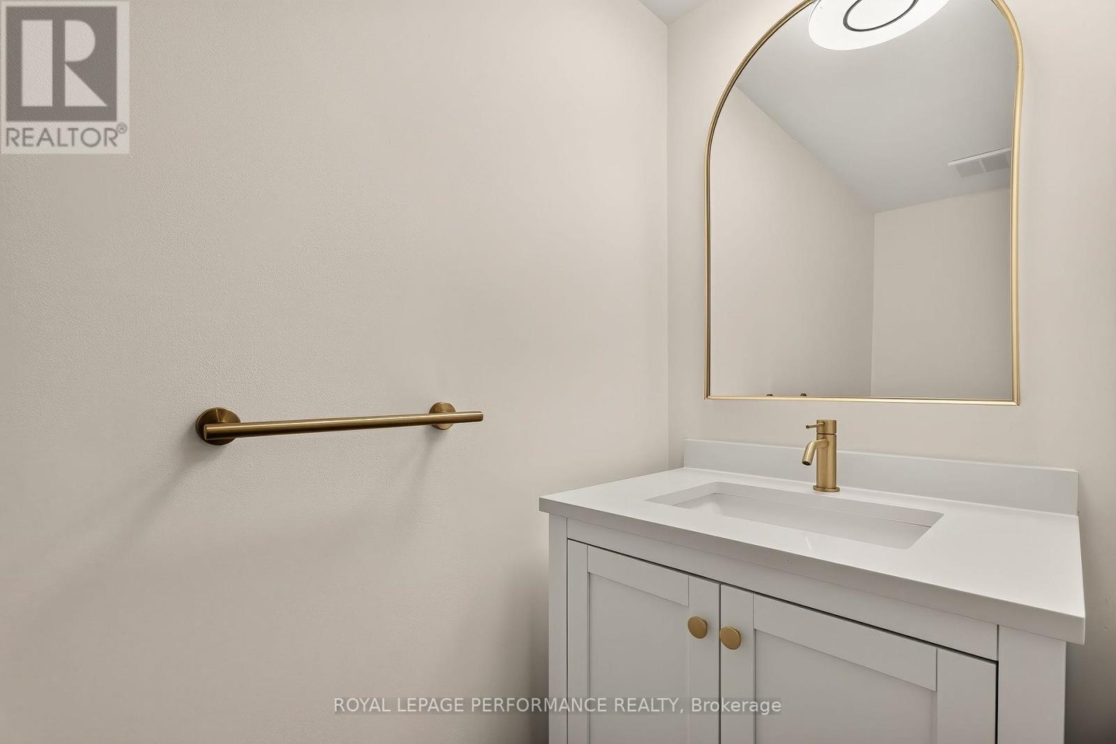 85 - 2111 Montreal Road Property Photo 39