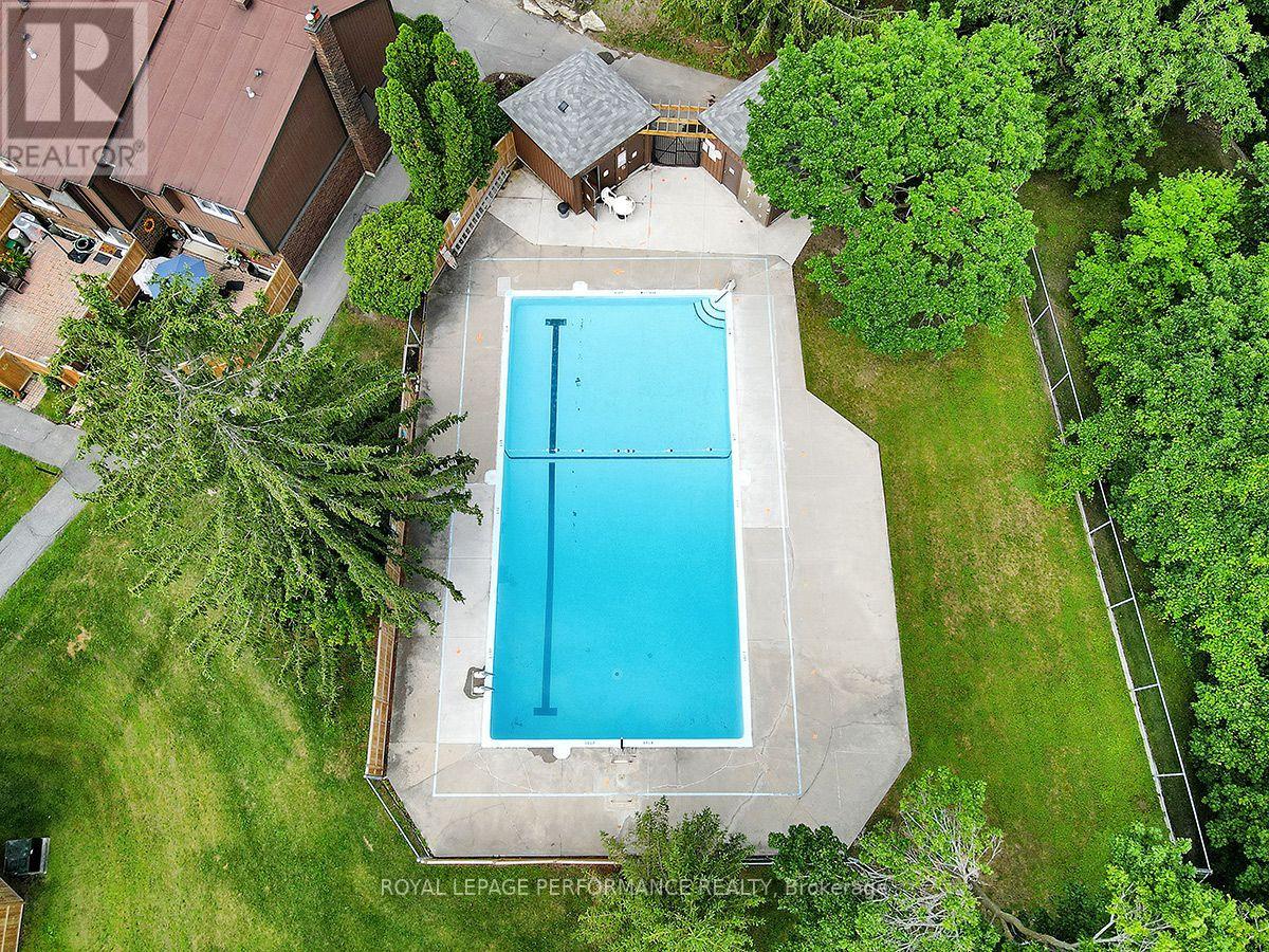 85 - 2111 Montreal Road Property Photo 45