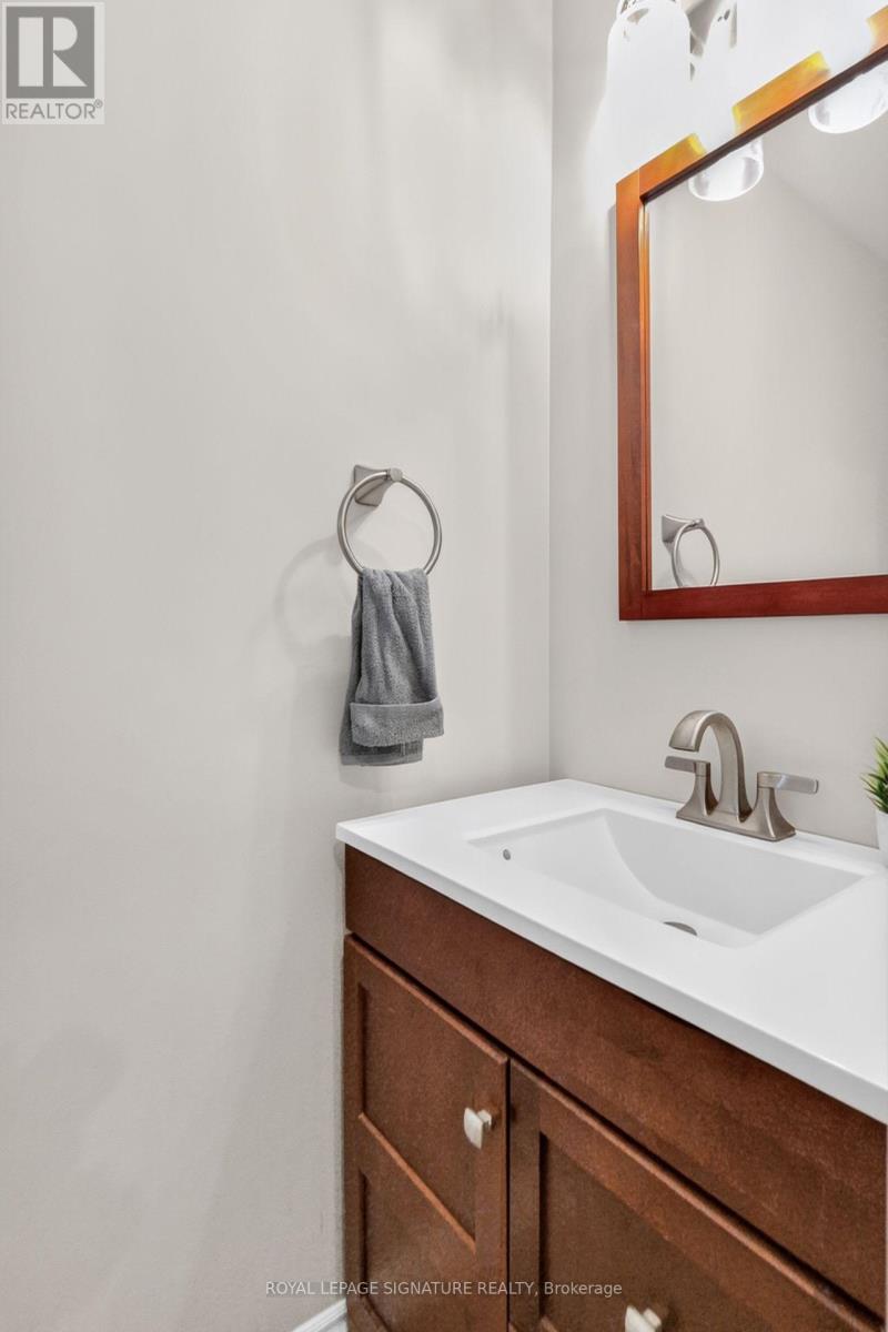 2 Cindy Avenue Property Photo 18