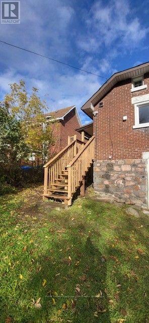 841 Worthington Street E Property Photo 3
