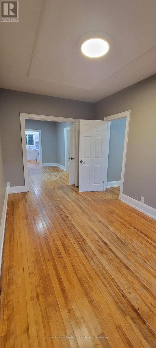 841 Worthington Street E Property Photo 15