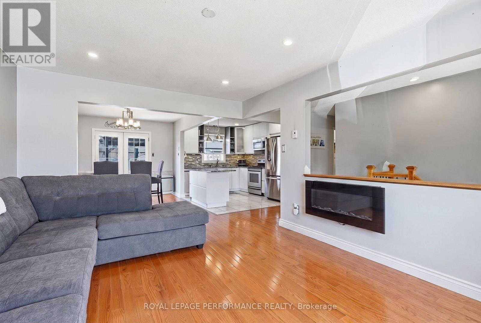 321 Sainte-anne Street Property Photo 6