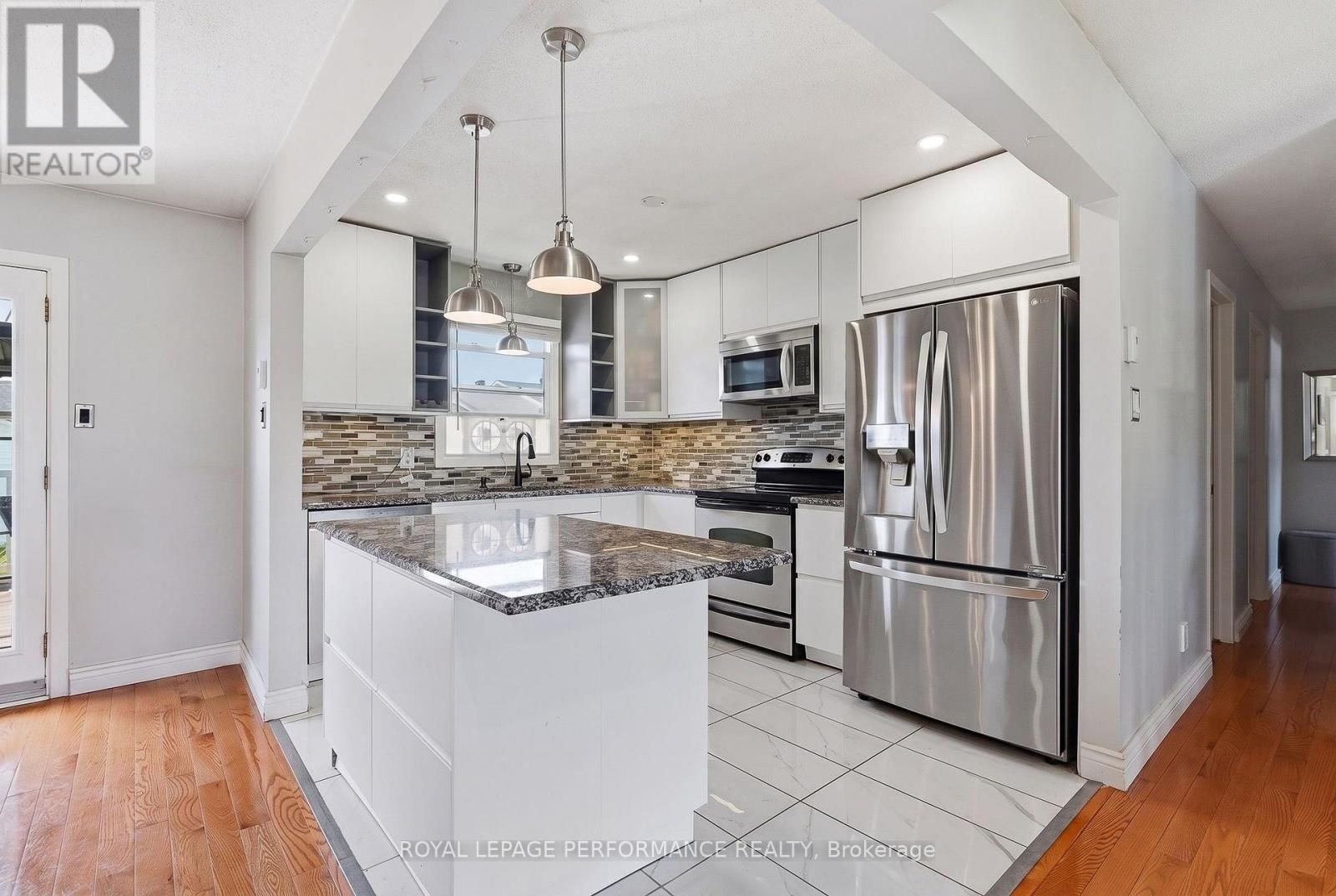 321 Sainte-anne Street Property Photo 10