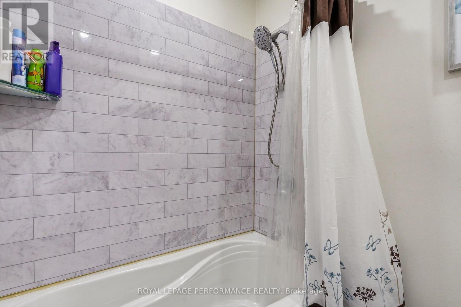 321 Sainte-anne Street Property Photo 19