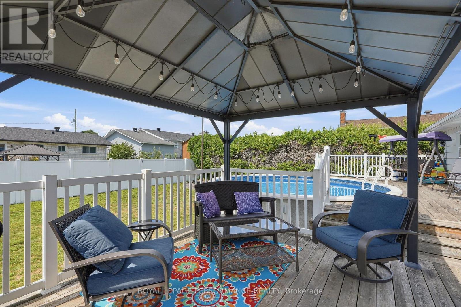 321 Sainte-anne Street Property Photo 30