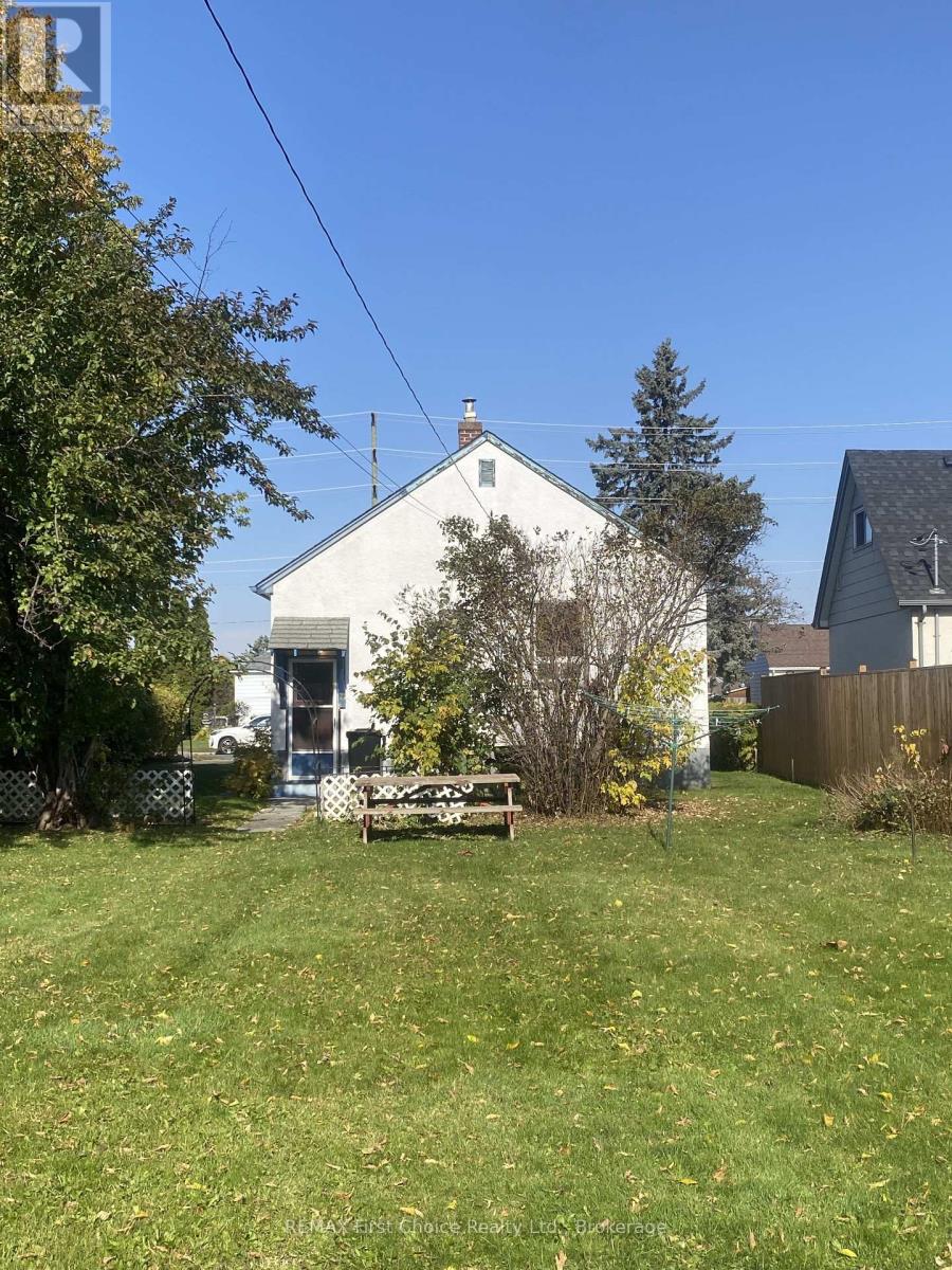 262 Empire Avenue Property Photo 15