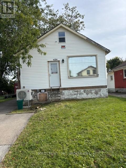4354 Third Avenue Property Photo 2