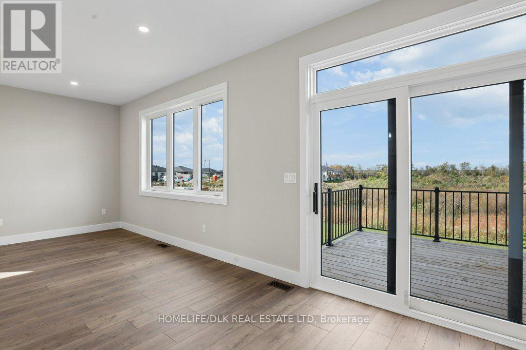 1013 Dobbie Street Property Photo 18