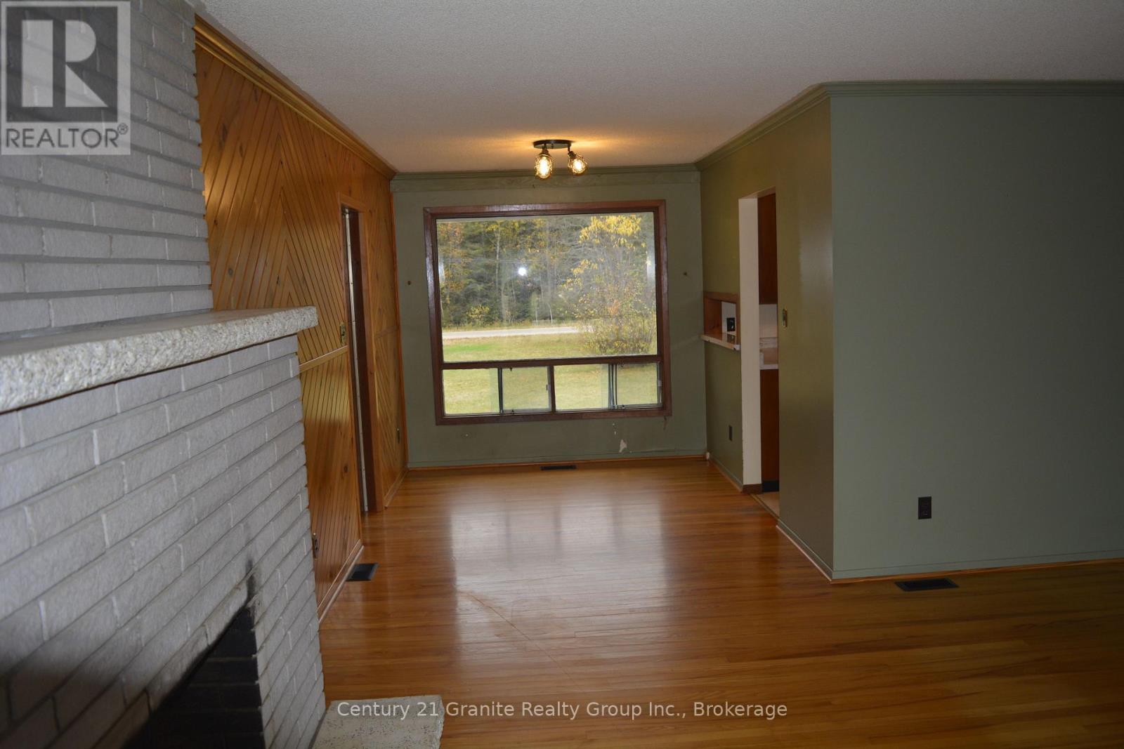 31289 Hwy 62 N Property Photo 8