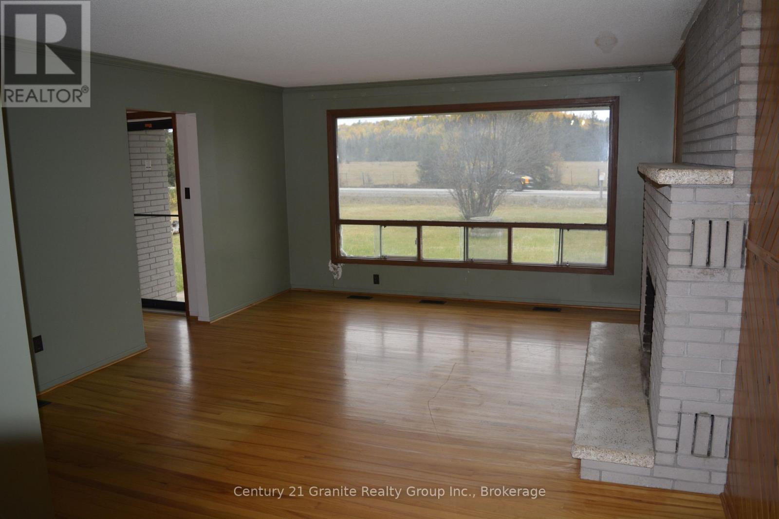 31289 Hwy 62 N Property Photo 9