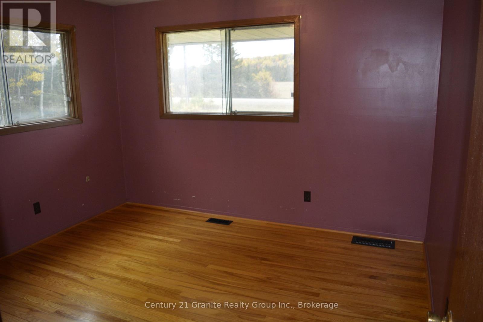 31289 Hwy 62 N Property Photo 14
