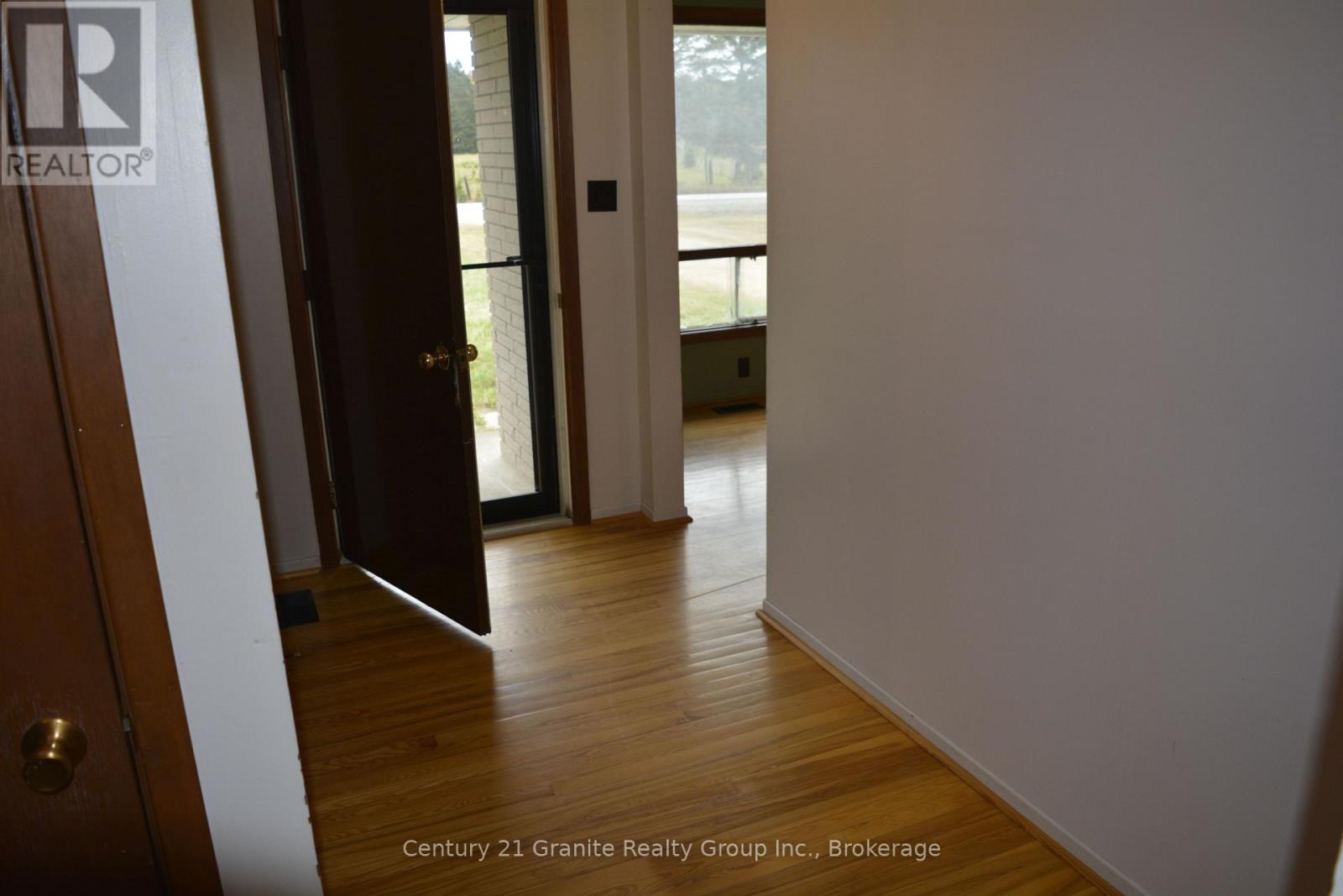 31289 Hwy 62 N Property Photo 17