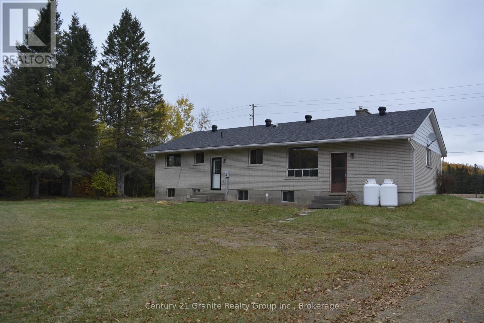 31289 Hwy 62 N Property Photo 34
