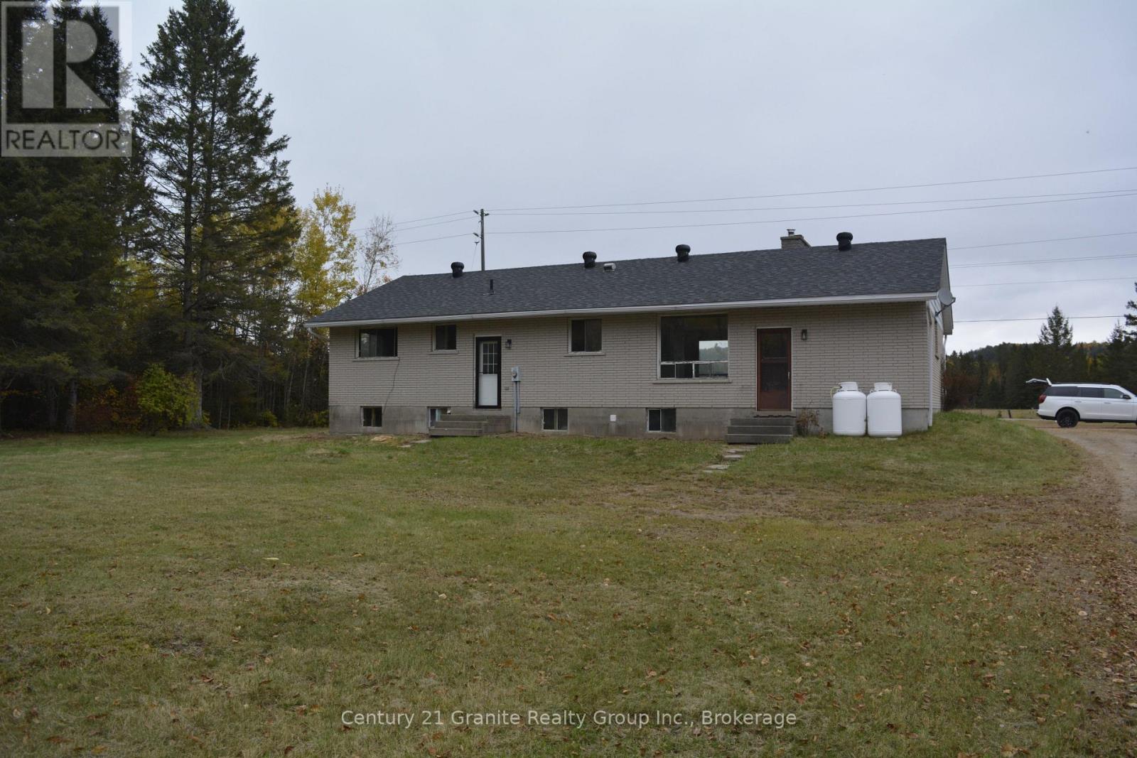 31289 Hwy 62 N Property Photo 36