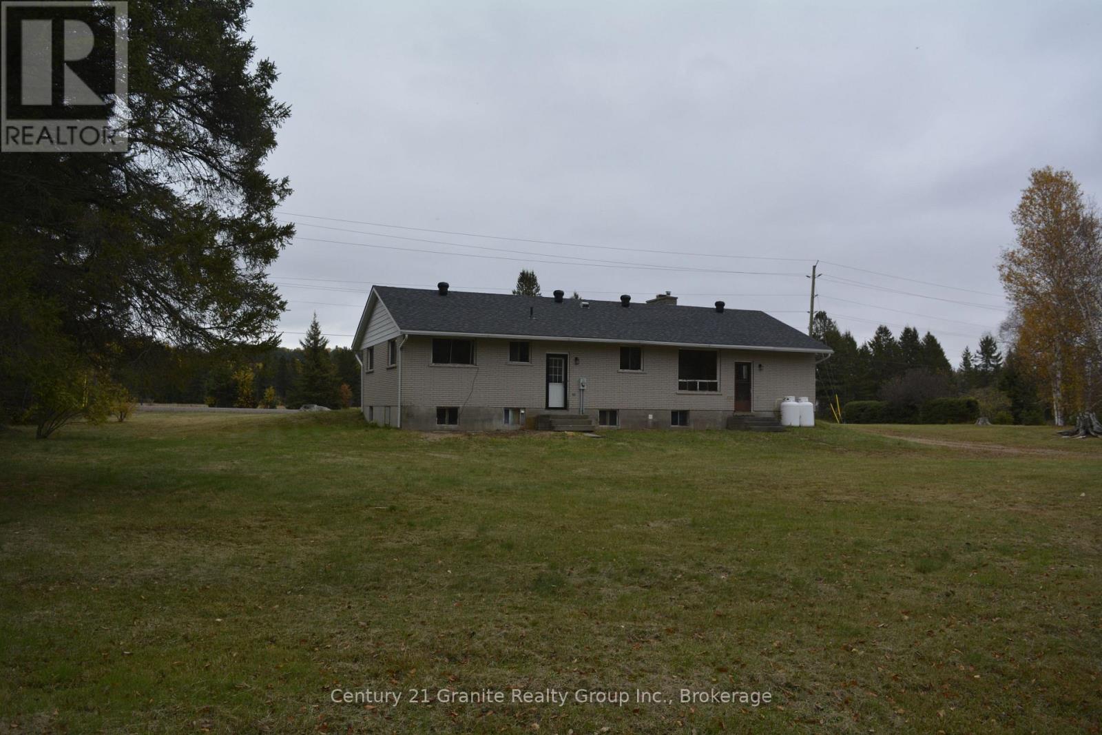 31289 Hwy 62 N Property Photo 38