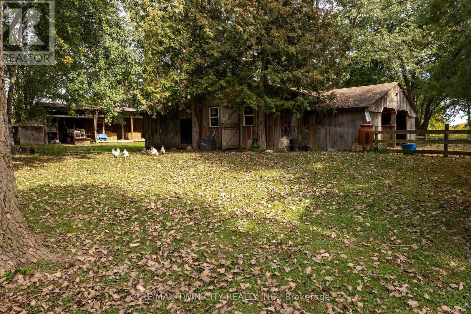 84 Etonia Road Property Photo 14