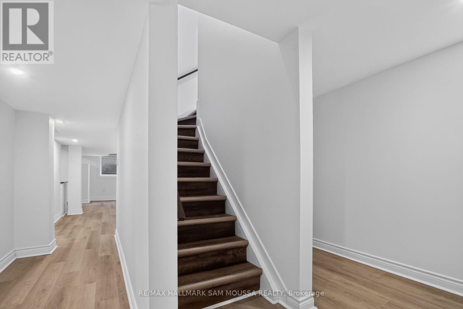 971b Blythdale Road Property Photo 6