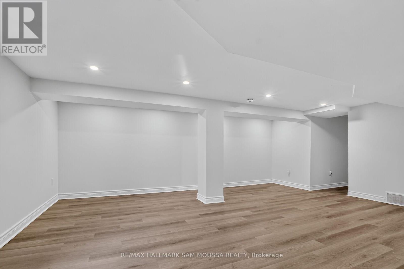 971b Blythdale Road Property Photo 8