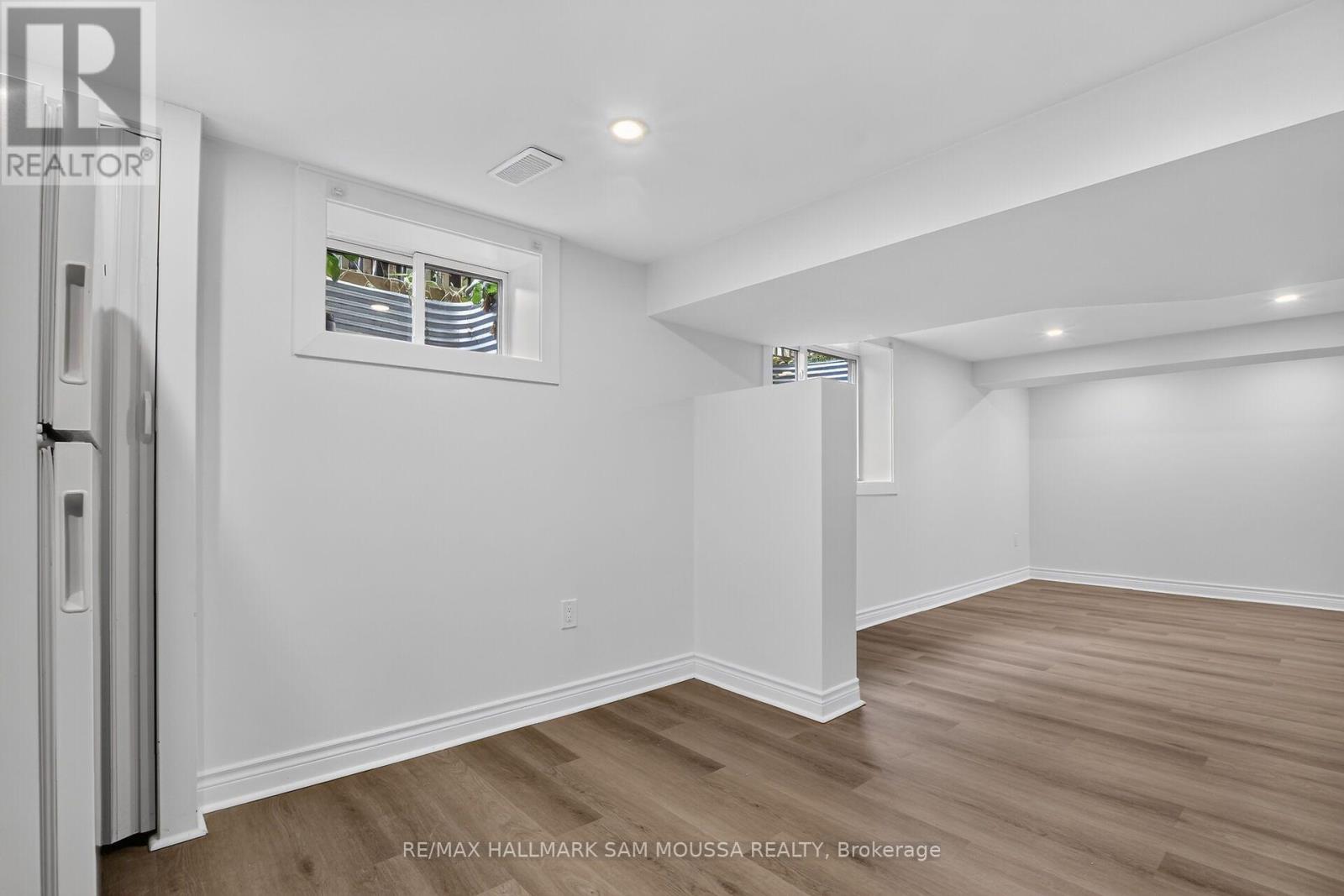 971b Blythdale Road Property Photo 9