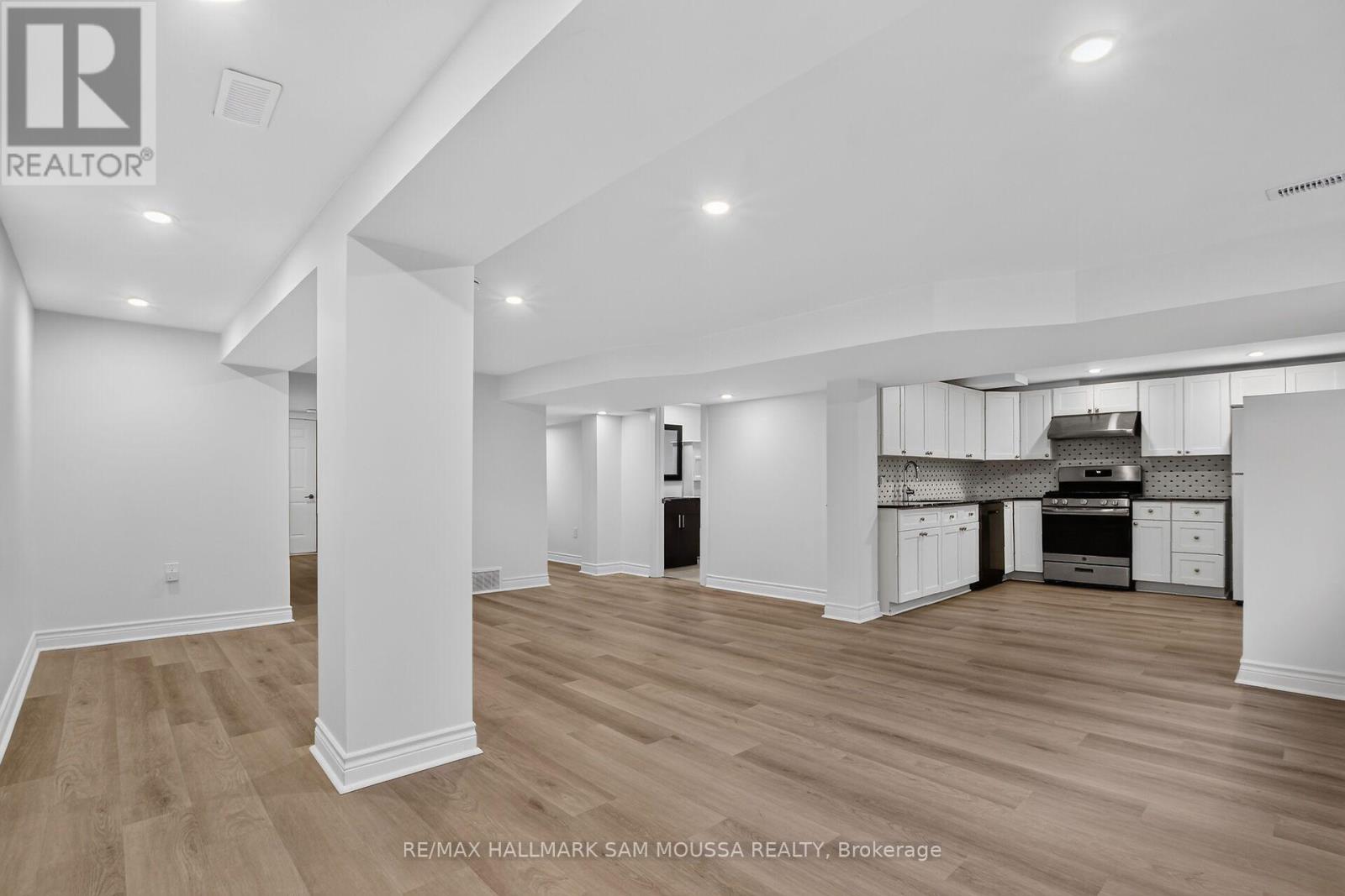 971b Blythdale Road Property Photo 11