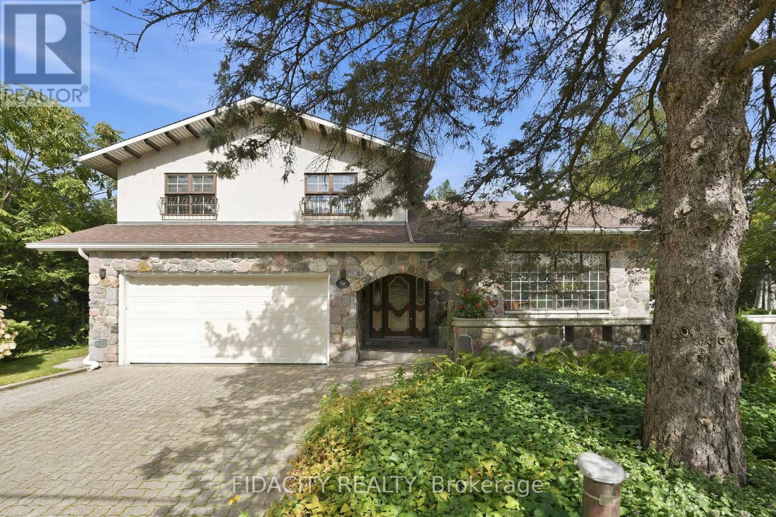 45 Cortleigh Drive Property Photo 1